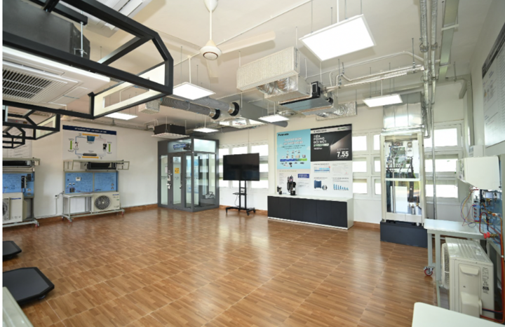 Thêm 2 trường đại học nhận phòng thí nghiệm HVAC.