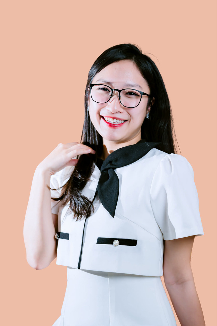 Trần Mỹ Ngọc.
