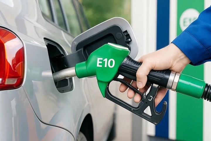 Giá xăng E10 về cơ bản đang thấp hơn giá xăng khoáng RON95.