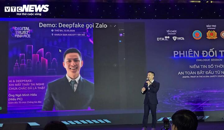 Chuyên gia an ninh mạng Ngô Minh Hiếu (Hiếu PC) phát biểu tại diễn đàn.