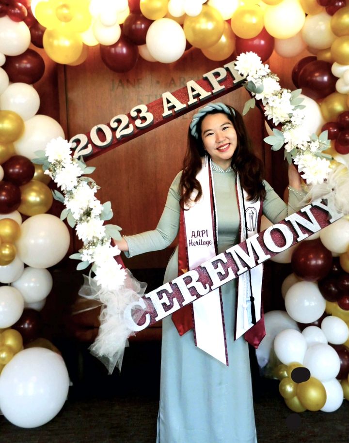 Trong thời gian học tại Trinity University, Ngọc Thảo tốt nghiệp loại xuất sắc (Magna Cum Laude) vào năm 2023. Cô thành lập và giữ vai trò chủ tịch CLB Bullet Journal trong nhiều năm, đồng thời tham gia điều hành hơn 6 câu lạc bộ khác và làm đại sứ sinh viên từ năm nhất. Nữ sinh Việt cũng được kết nạp vào hiệp hội danh dự lãnh đạo cấp quốc gia tại Mỹ, nhận học bổng trao đổi học thuật tại nhiều nước châu Âu như Đan Mạch, Thụy Điển, Hà Lan và Pháp. Ngoài học tập, Thảo còn theo đuổi nghệ thuật sáng tạo. Phim ngắn đầu tay của cô từng được công chiếu tại ba lễ hội phim ở Mỹ, trong khi nhiều tác phẩm văn học và nghệ thuật đã được xuất bản trên cả nền tảng in và trực tuyến. Cô cũng được vinh danh trong dự án “Humans of Trinity” – nơi giới thiệu những gương mặt sinh viên tiêu biểu của trường.