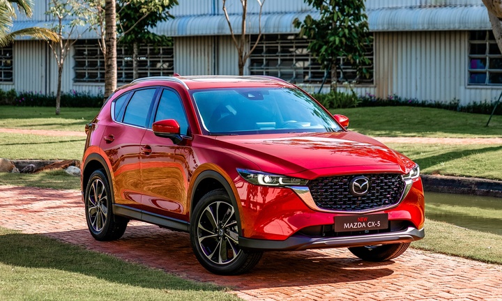 Mazda CX-5 giữ vững vị thế trong phân khúc SUV cỡ C.