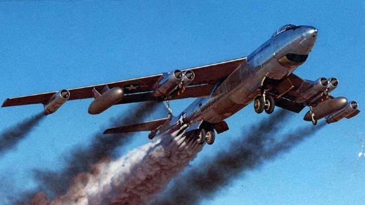 Máy bay Boeing B-47B. Ảnh Không quân Mỹ