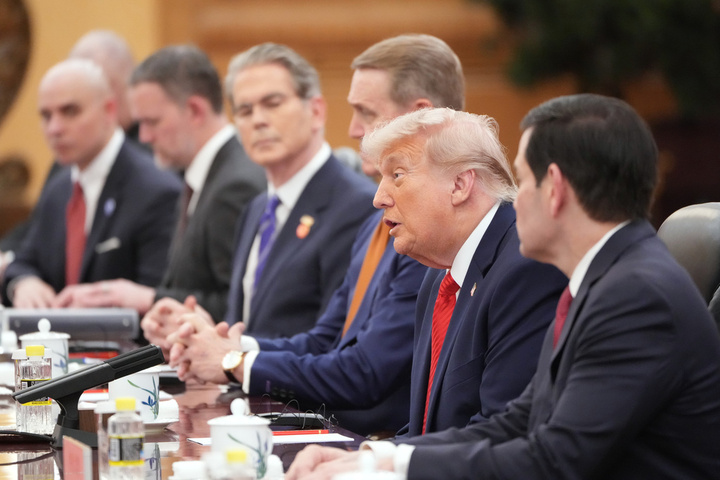 Cuộc gặp gần nhất giữa ông Trump và ông Tập diễn ra vào tháng 10 năm ngoái tại Busan, bên lề hội nghị APEC. Khi đó, các vấn đề thương mại, fentanyl và đất hiếm là những nội dung trọng tâm trong chương trình nghị sự song phương
