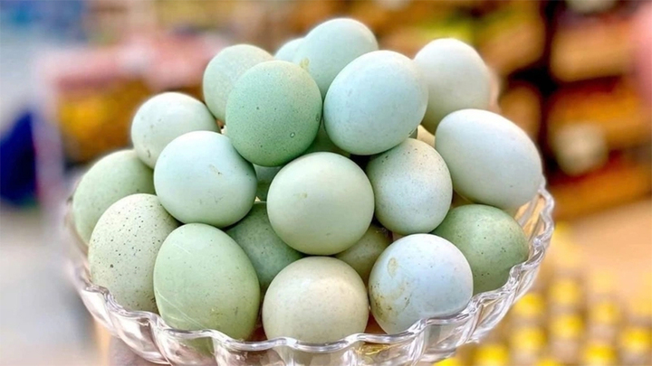Giá trị dinh dưỡng của trứng gà xanh có khác trứng thường?