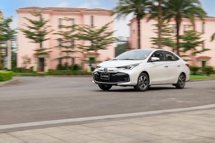 Toyota Vios duy trì sự tin cậy đối với khách hàng mua xe lần đầu.