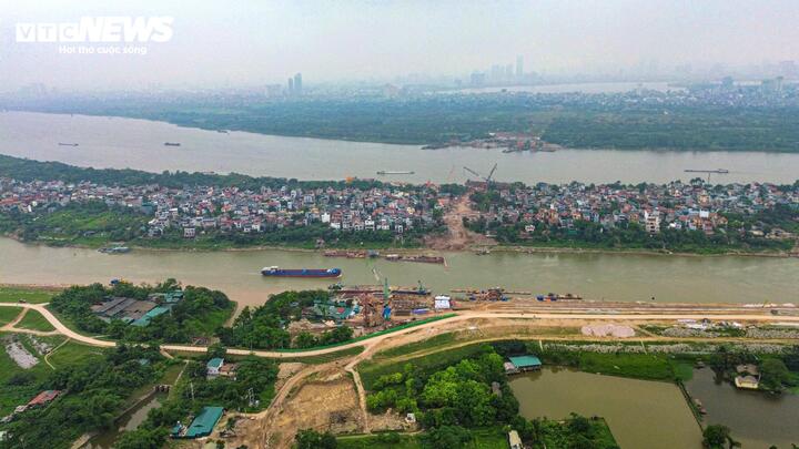 Hà Nội lấy sông Hồng làm trục cảnh quan sinh thái - văn hoá chủ đạo. (Ảnh: Hồng Quang)
