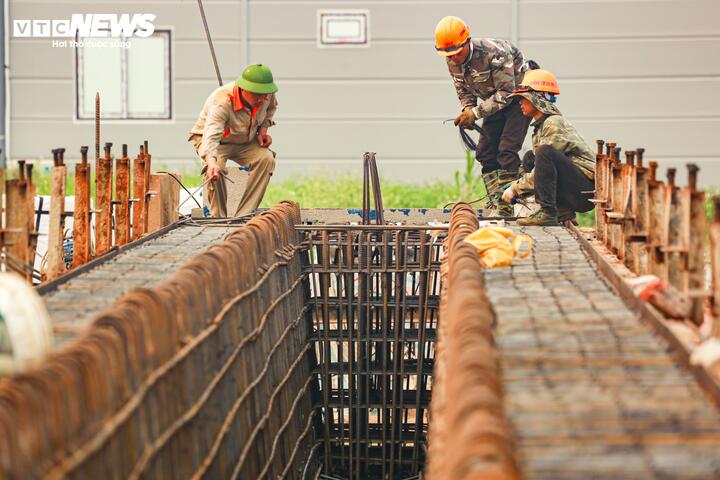 4 cây cầu vượt sông Hồng đồng loạt thi công, sắp lộ diện mạo - 19