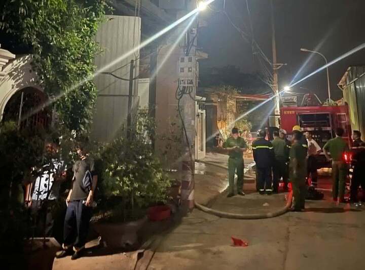 Khu vực xảy ra vụ cháy nhà khiến một người chết.