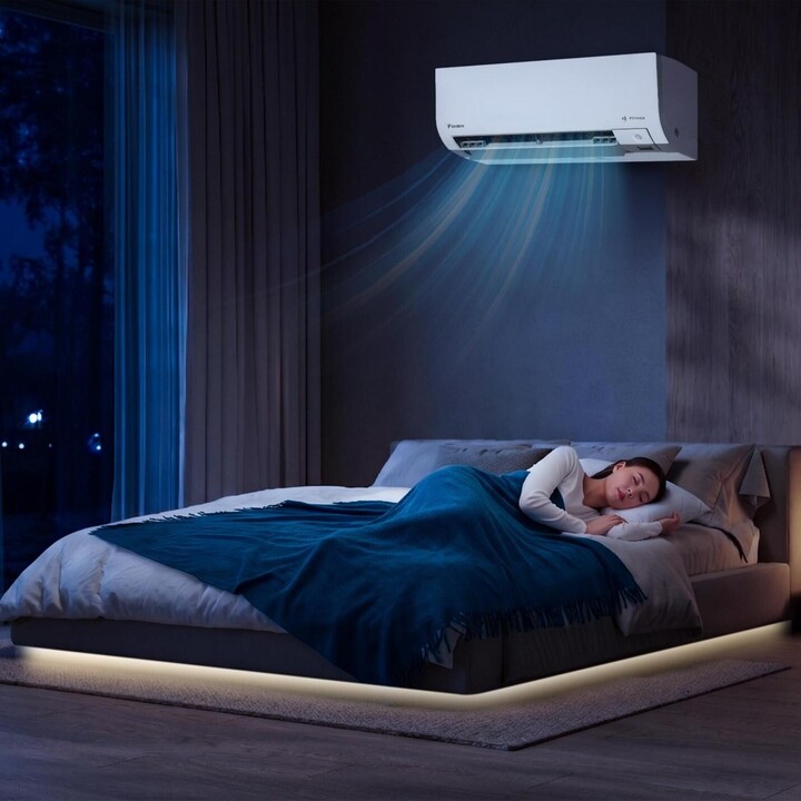 Chế độ Comfort Sleep tự động điều chỉnh nhiệt độ theo từng giai đoạn giấc ngủ.