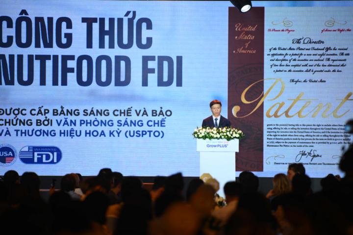 Thứ trưởng Hoàng Minh - Bộ Khoa học và Công nghệ - phát biểu tại sự kiện.