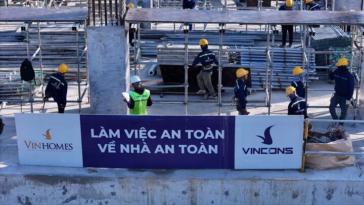 Người dân chen chân đăng ký việc làm tại siêu dự án KĐT Thể thao Quốc tế Hà Nội - 11