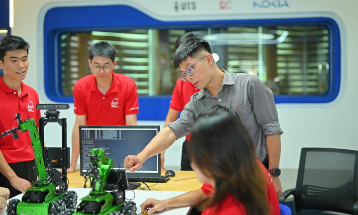 AI đang khiến yêu cầu với sinh viên ngành Công nghệ thông tin ngày càng cao hơn. (Ảnh: PTIT)