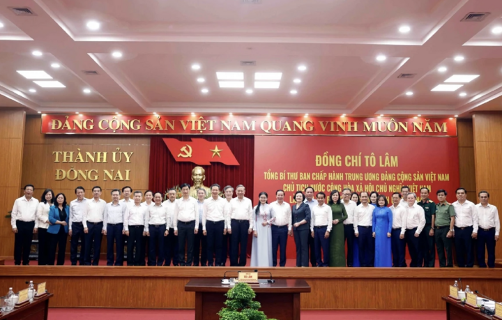 'Đồng Nai phải hướng tới một thành phố hiện đại, văn minh, nghĩa tình, đáng sống' - 3