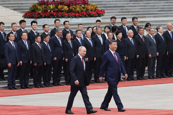 Chủ tịch Trung Quốc Tập Cận Bình chủ trì lễ đón Tổng thống Nga Putin