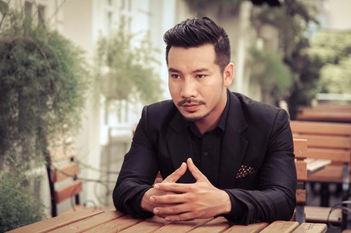 Đạo diễn Bá Cường từng phải bán 3 căn nhà vì làm phim thua lỗ.
