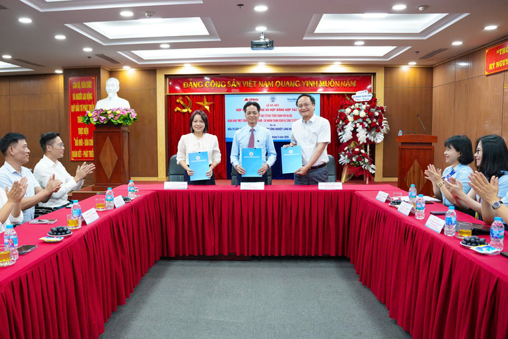 Hợp tác triển khai dự án cụm công nghiệp làng nghề quy mô lớn tại Hà Nội - 1