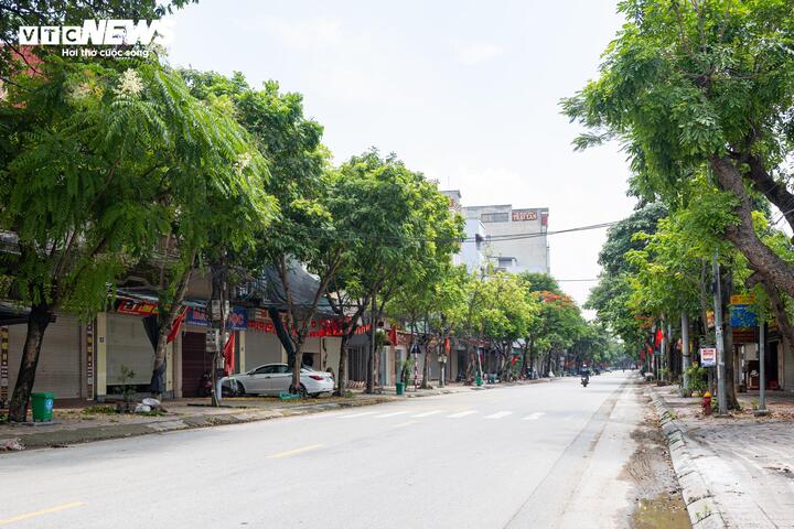 Cận cảnh nơi ở mới của các hộ dân rời ven sông Hồng để xây cầu - 20