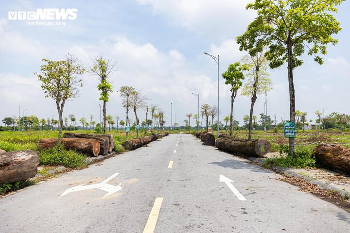 Cận cảnh nơi ở mới của các hộ dân rời ven sông Hồng để xây cầu - 22