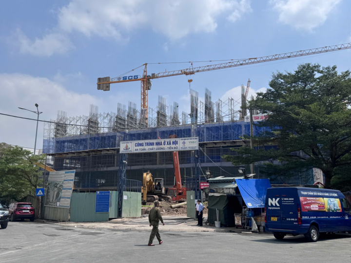 Các dự án nhà xã hội liên tục được đầu tư tại TP.HCM nhưng cung không đủ cầu. (Ảnh: Quỳnh Nguyễn)