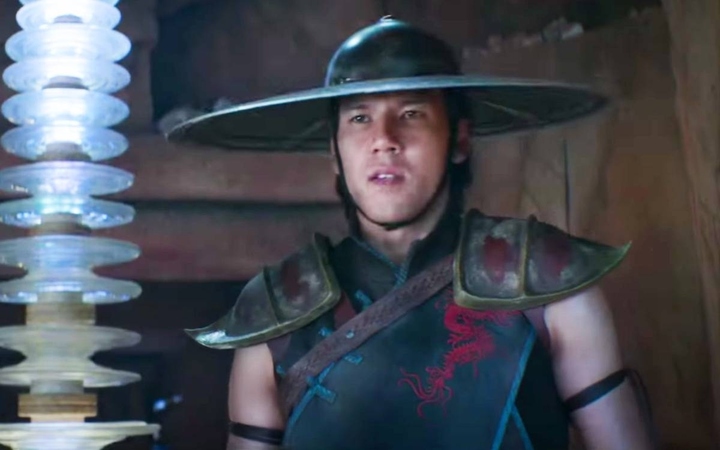 Max Huang thủ vai Kung Lao trong loạt phim Mortal Kombat (2021 và 2026)