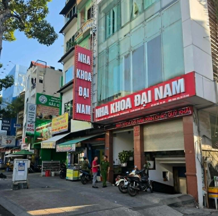 Hình ảnh tại phòng khám nha khoa Đại Nam ở đường Lê Văn Duyệt, phường Gia Định, TP.HCM. Ảnh: Đ.Đ.