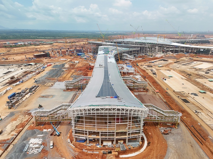 Đô thị sân bay được kiến nghị đưa vào Luật đô thị đặc biệt áp dụng cho cả vùng ảnh hưởng của sân bay Tân Sơn Nhất, Long Thành trong tương lai.