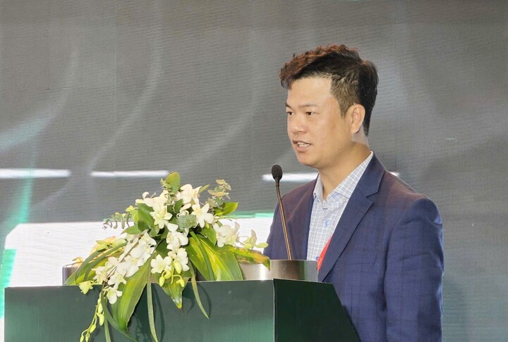 Thiếu tá Trần Trung Hiếu, Phó Giám đốc Trung tâm An ninh mạng Quốc gia, cho biết VNCERT đã xử lý sự cố đối với hai hệ thống của cơ quan cấp bộ bị lộ mất dữ liệu. (Ảnh: Vietnamnet)
