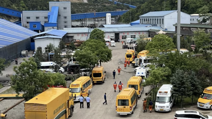 Vụ nổ xảy ra lúc 19h29 ngày 22/5 tại mỏ than Liushenyu thuộc tỉnh Sơn Tây, Trung Quốc. Theo Tân Hoa Xã, thời điểm xảy ra sự việc có tổng cộng 247 công nhân đang làm việc dưới lòng đất, hầu hết đã được đưa lên mặt đất vào sáng ngày hôm sau. (Ảnh: Reuters)
