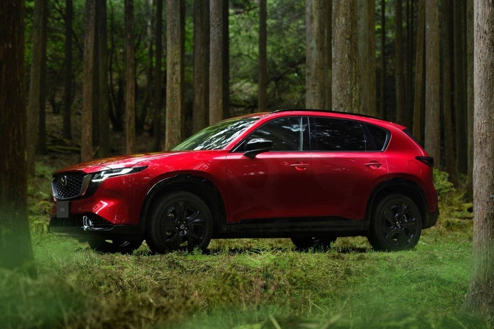 Mazda CX-5 bước sang thế hệ thứ ba với diện mạo cải tiến lớn ở hệ truyền động điện hóa.