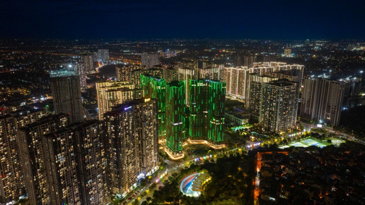 Dự án LUMIÈRE Evergreen nổi bật giữa đại đô thị Smart City khi thành phố lên đèn.