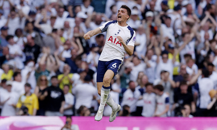 Tottenham ở lại giải Ngoại Hạng Anh. (Ảnh: Reuters)
