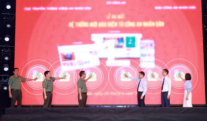Báo Công an Nhân dân ra mắt hệ thống quản trị toà soạn điện tử và giao diện mới - 4