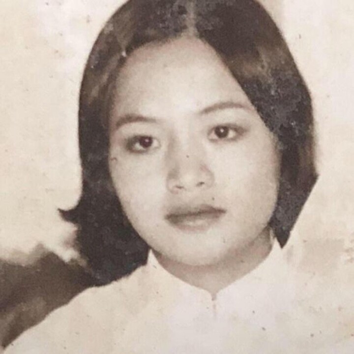 Bà là một trong những mỹ nhân nổi bật nhất của sân khấu kịch những năm 1990.