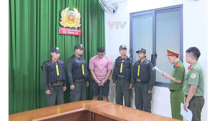 Chỉ sau gần 72 giờ gây án, hai nghi phạm người nước ngoài đã bị công an bắt giữ. (Ảnh: Công an TP.HCM)