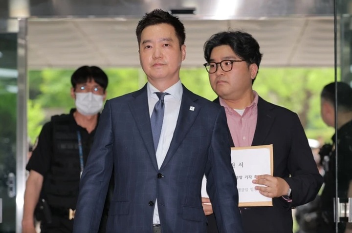 Kim Se Eui bị bắt hôm 26/5. Ảnh: Sports Seoul.
