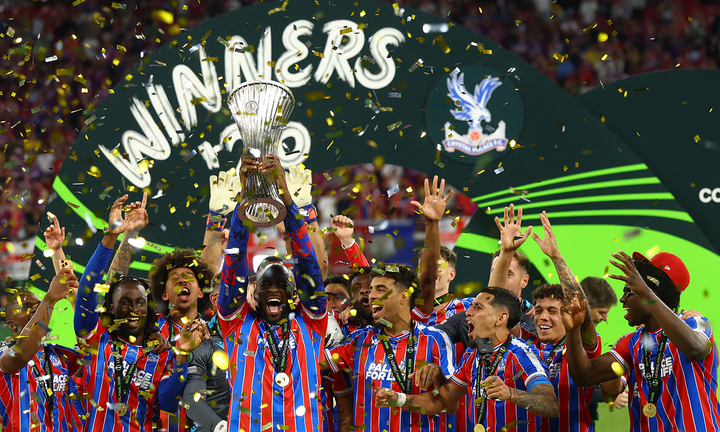 Crystal Palace vô địch Conference League. (Ảnh: Reuters)