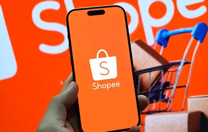 Shopee bị yêu cầu không áp mức phí mới với người bán hàng trên nền tảng. (Ảnh minh họa)