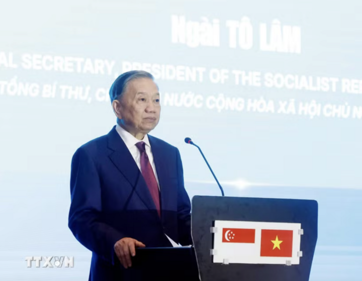 Tổng Bí thư, Chủ tịch nước Tô Lâm phát biểu tại Diễn đàn Kết nối công nghệ Việt Nam - Singapore. (Ảnh: Thống Nhất/TTXVN)