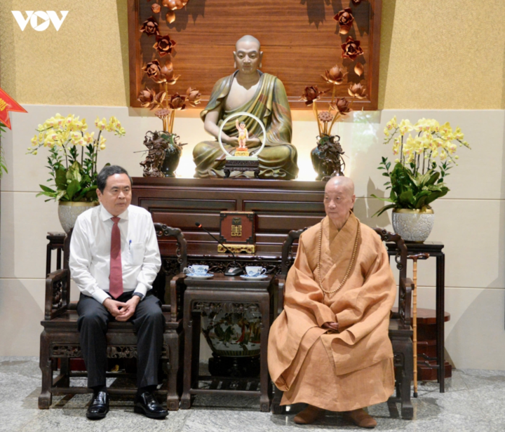 Chủ tịch Quốc hội Trần Thanh Mẫn thăm, chúc mừng Đại lão hòa thượng Thích Trí Quảng, Đức Pháp chủ Hội đồng Chứng minh Giáo hội Phật giáo Việt Nam.