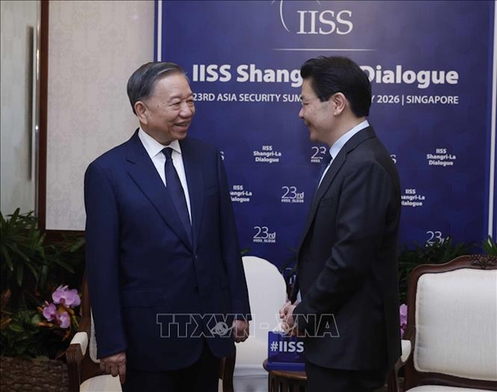 Tổng Bí thư, Chủ tịch nước Tô Lâm và Thủ tướng Singapore Lawrence Wong dự Đối thoại Shangri-La lần thứ 23. (Ảnh: Thống Nhất/TTXVN)