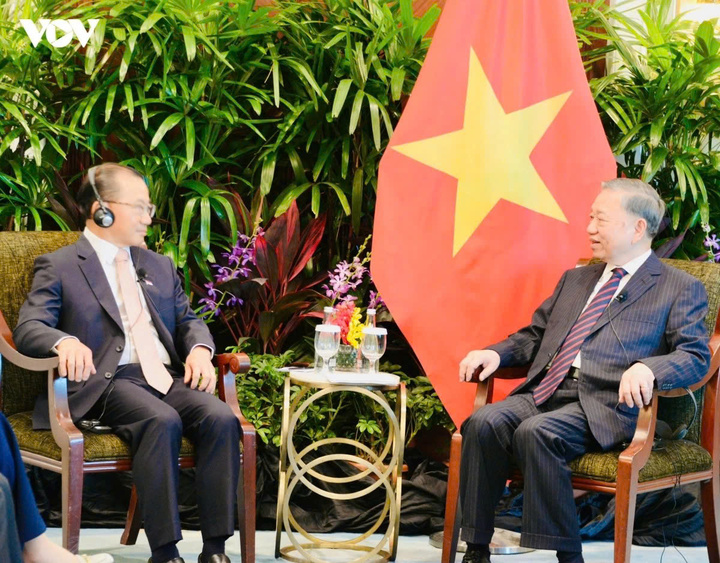 Tổng Bí thư, Chủ tịch nước Tô Lâm và Chủ tịch Quốc hội Singapore.