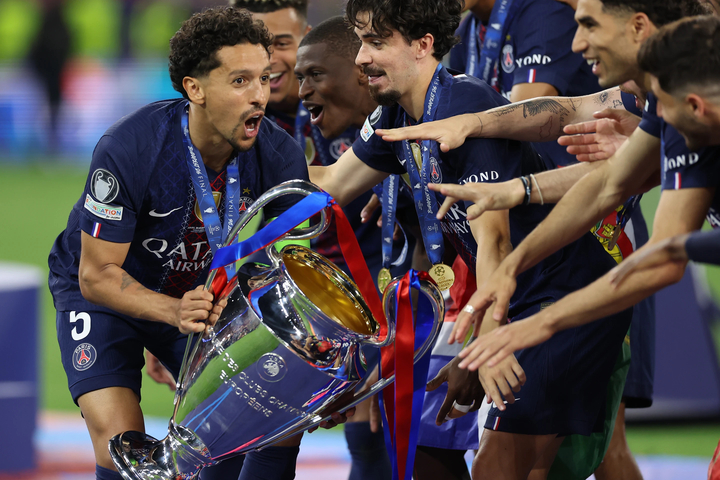 Sáng 31/5, UEFA Champions League (Cúp C1 châu Âu) mùa giải 2025-2026 xác định được nhà vô địch sau trận chung kết tại Budapest, Hungary. PSG đánh bại Arsenal trong loạt luân lưu (hòa 1-1 trước đó).