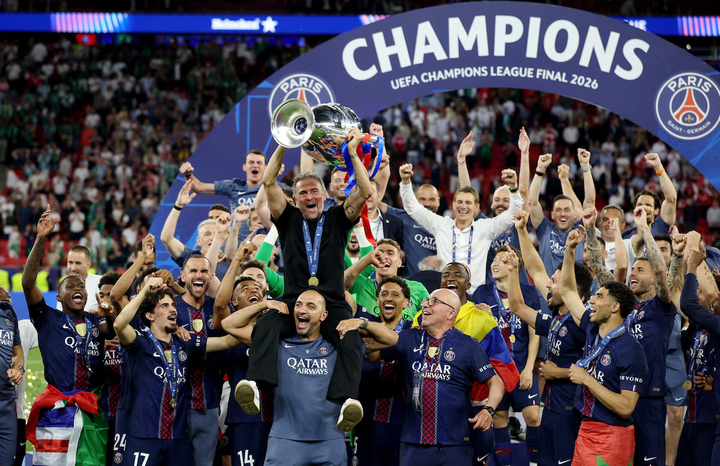 Từng bị gắn mác "gã nhà giàu thiếu thành tích", nhà vô địch Ligue 1 giờ đã lột xác dưới sự dẫn dắt của HLV Luis Enrique. Với sự kết hợp giữa lối chơi thiên về tấn công và giàu bản lĩnh, họ đã khẳng định vị thế của đội bóng thống trị bóng đá châu Âu.