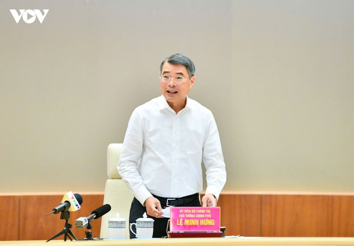 Thủ tướng Lê Minh Hưng phát biểu tại cuộc làm việc.