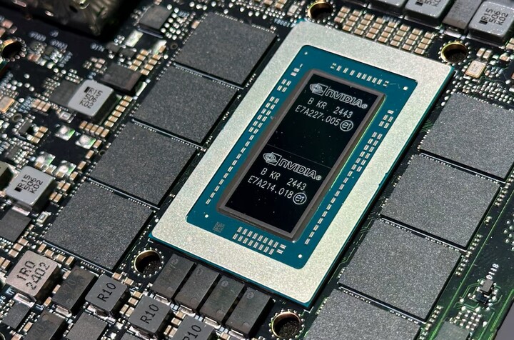 Vi xử lý Nvidia GB10 Grace Blackwell Superchip. (Nguồn: Reuters)