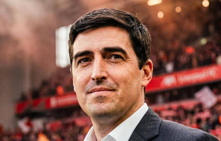 Huấn luyện viên Andoni Iraola dẫn dắt Liverpool.