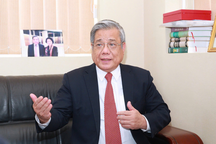 GS.TS Vũ Minh Giang nhận định, việc Vingroup đầu tư nguồn lực cho dòng phim lịch sử là điều rất đáng trân trọng và cần được ủng hộ.