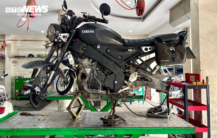 Khách chịu chi tiền bảo dưỡng xe chạy xăng E10, thợ sửa xe hốt bạc - 2
