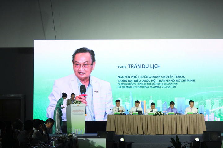 TS Trần Du Lịch cho rằng, Quy hoạch TP.HCM phải trả lời cho được ngành kinh tế nào sẽ tạo ra giá trị gia tăng cao nhất, người dân sẽ sống và làm việc thế nào...